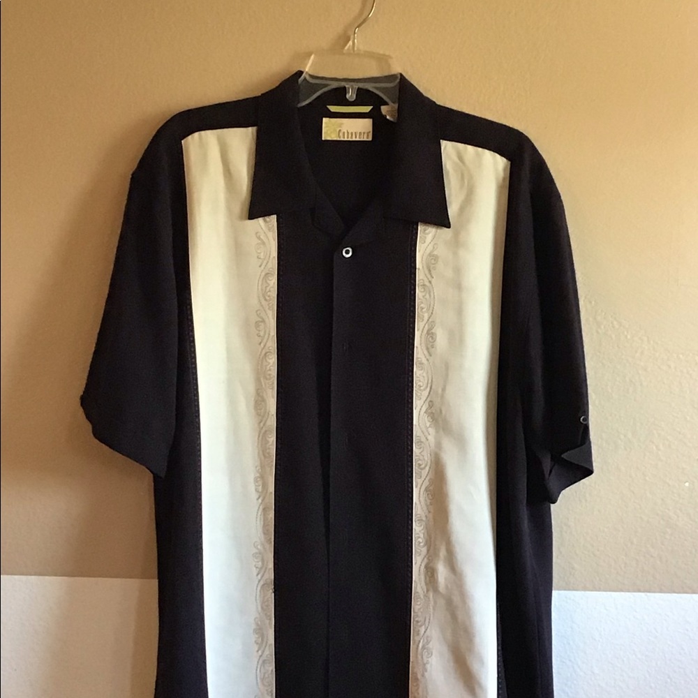 short sleeve shirt